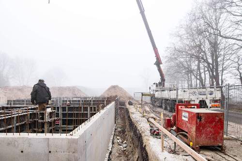 grote betonvloeren, appartement kelders, parkeergarages & industrievloeren emmers betonwerken